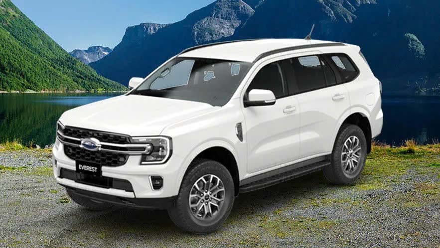 Gia xe Ford Everest Ambiente 2026