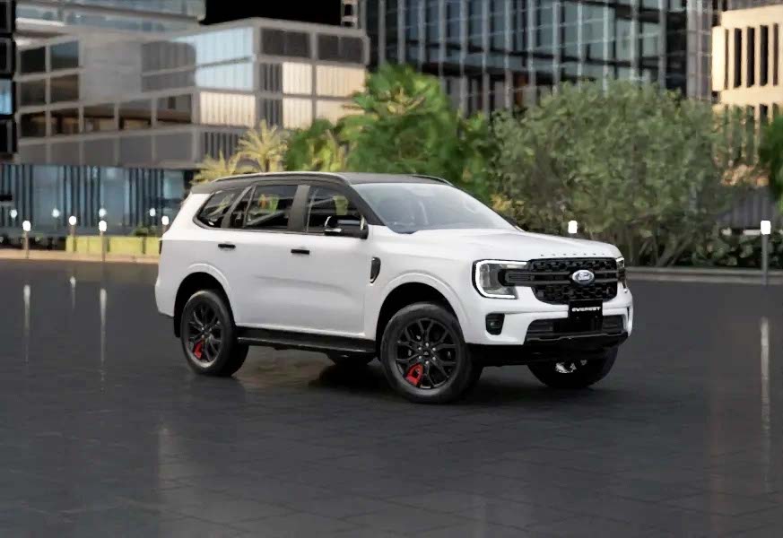 Gia xe Ford Everest 2026