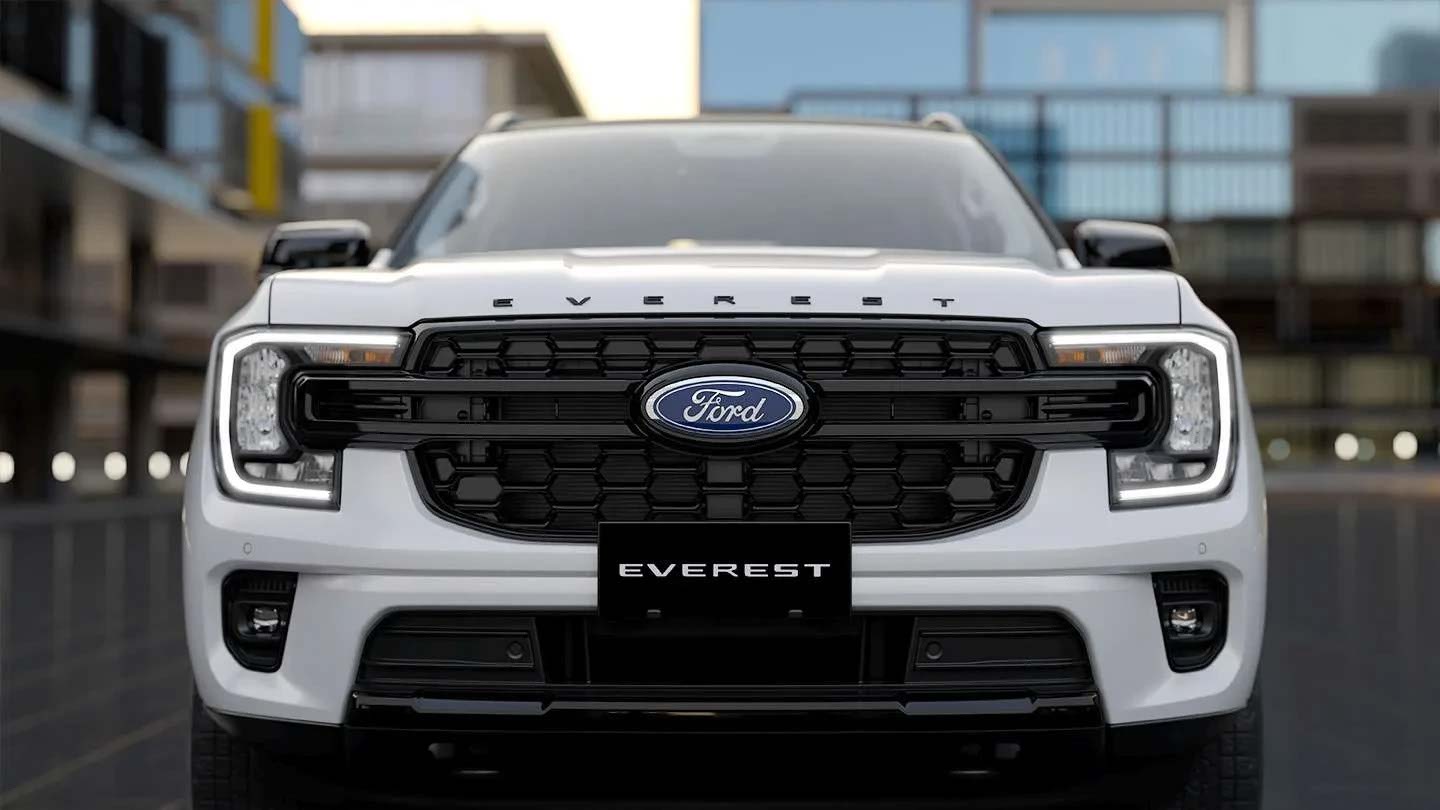 Gia xe Ford Everest 2026