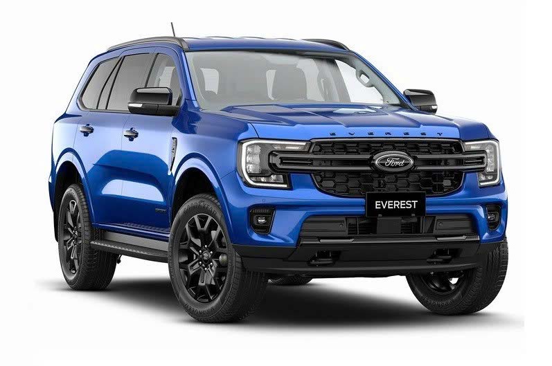 Gia xe Ford Everest Sport 2026