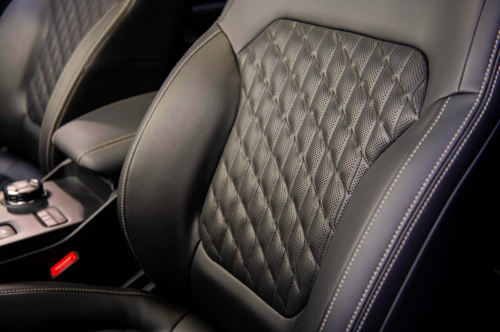 Gia xe Ford Everest 2026