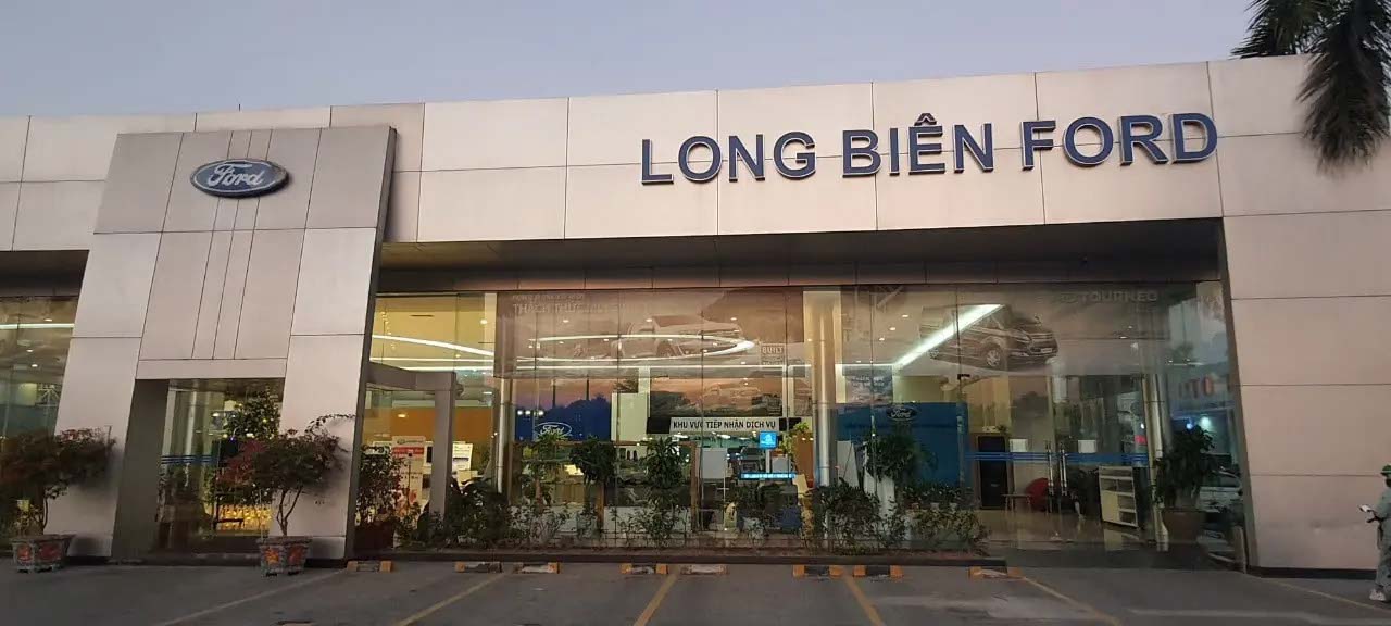Dai ly Ford Long Bien