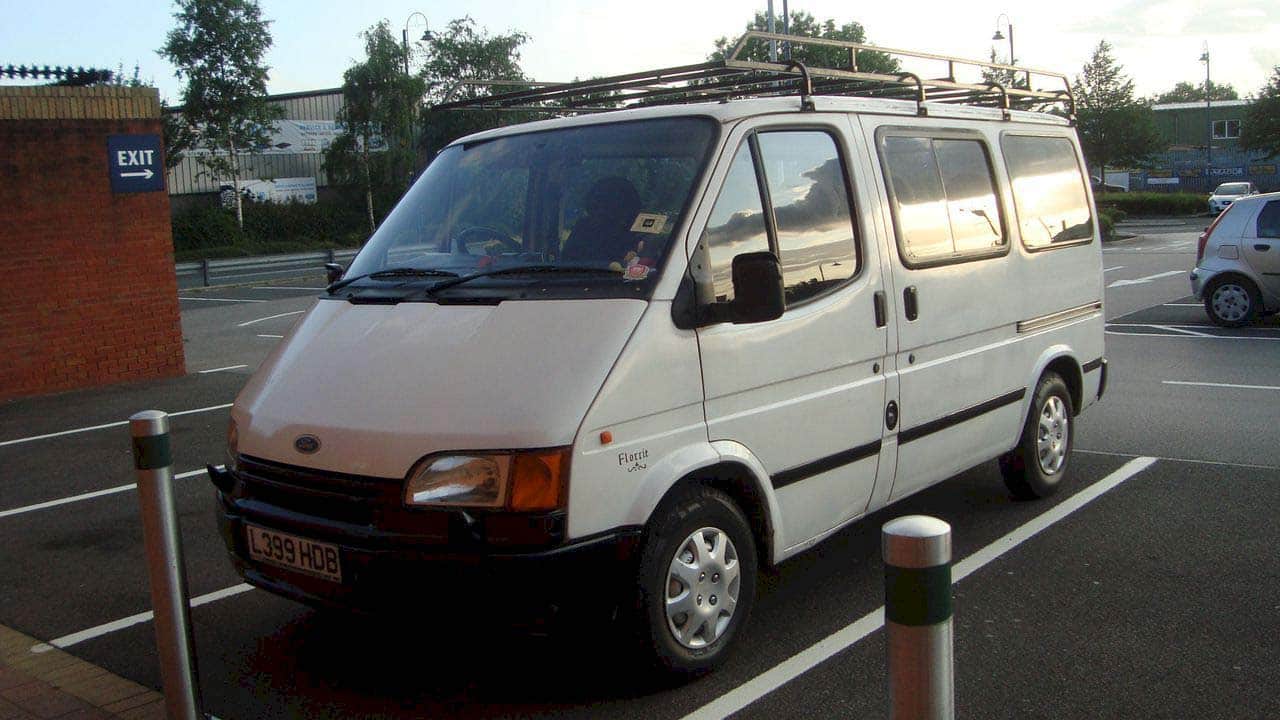 lich su phat trien ford transit