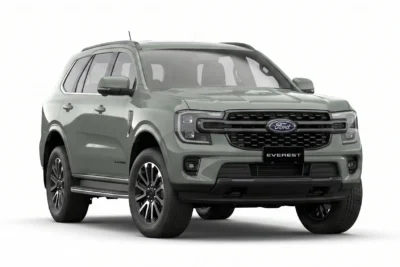 Hình ảnh xe Ford Everest 2026 thế hệ mới màu xanh thạch anh phân phối chính hãng tại Ford Long Biên.