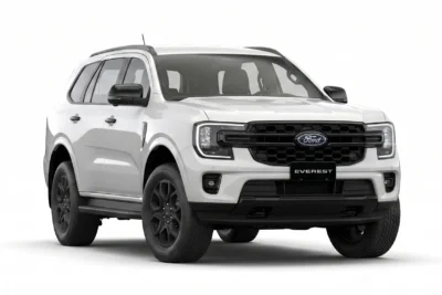 Xe SUV 7 chỗ Ford Everest Sport màu trắng Tuyết nền trắng studio